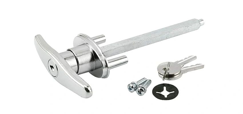 Old Style Garage Door Locks Replacements in Winton, California